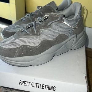 BRAND NEW Grey Lace Up Sneakers Size 5